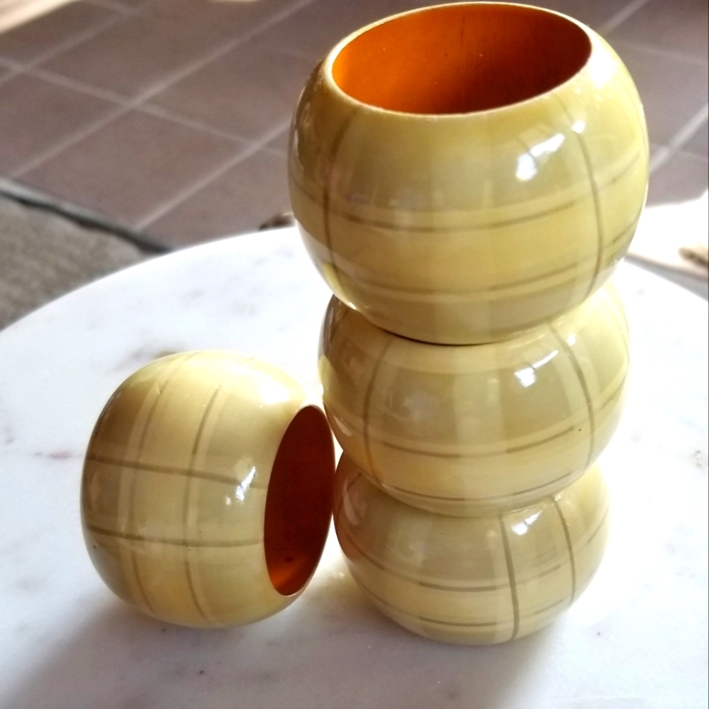 Vintage 70s Yellow Plaid Napkin Rings - Set of 4